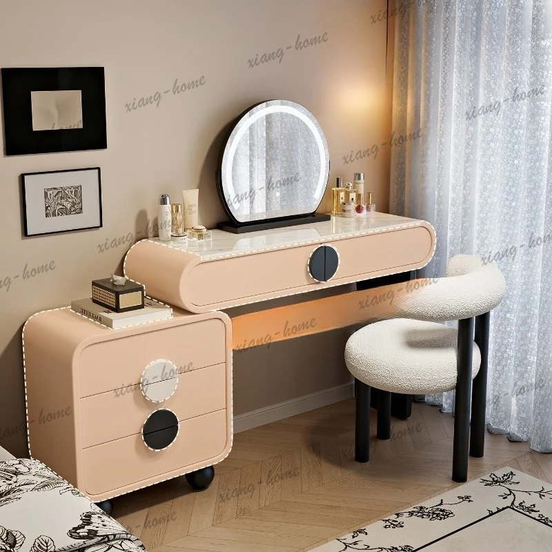Witte make-up kaptafel, mobiel - Beauty Without Makeup recensie en prijs